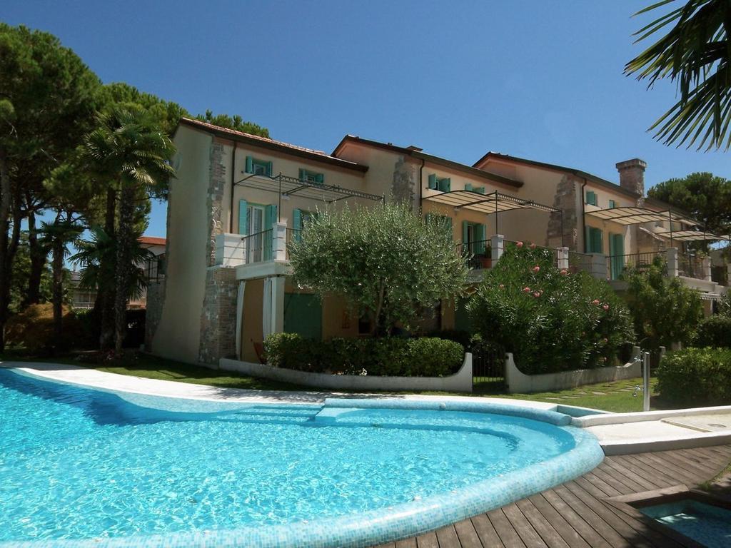 Liro Apartments Lido di Jesolo Ruang foto