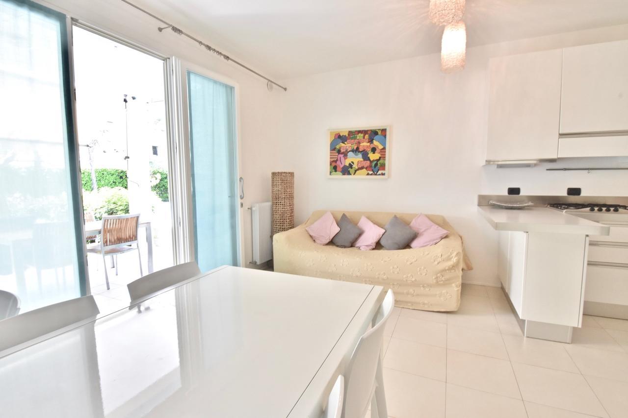 Liro Apartments Lido di Jesolo Bagian luar foto